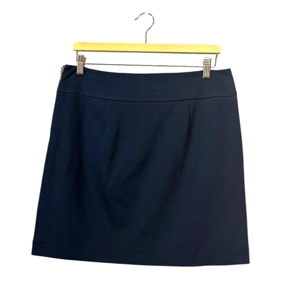 Banana Republic, Women's Navy Skirt, Size 10 - Picture 6 of 7